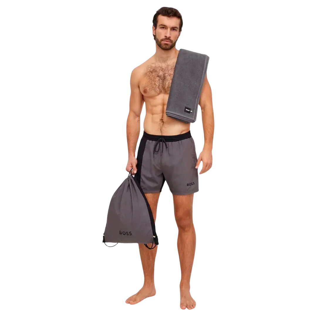 Kit Praia BOSS Masculino – Short, Toalha e Saco Organizador