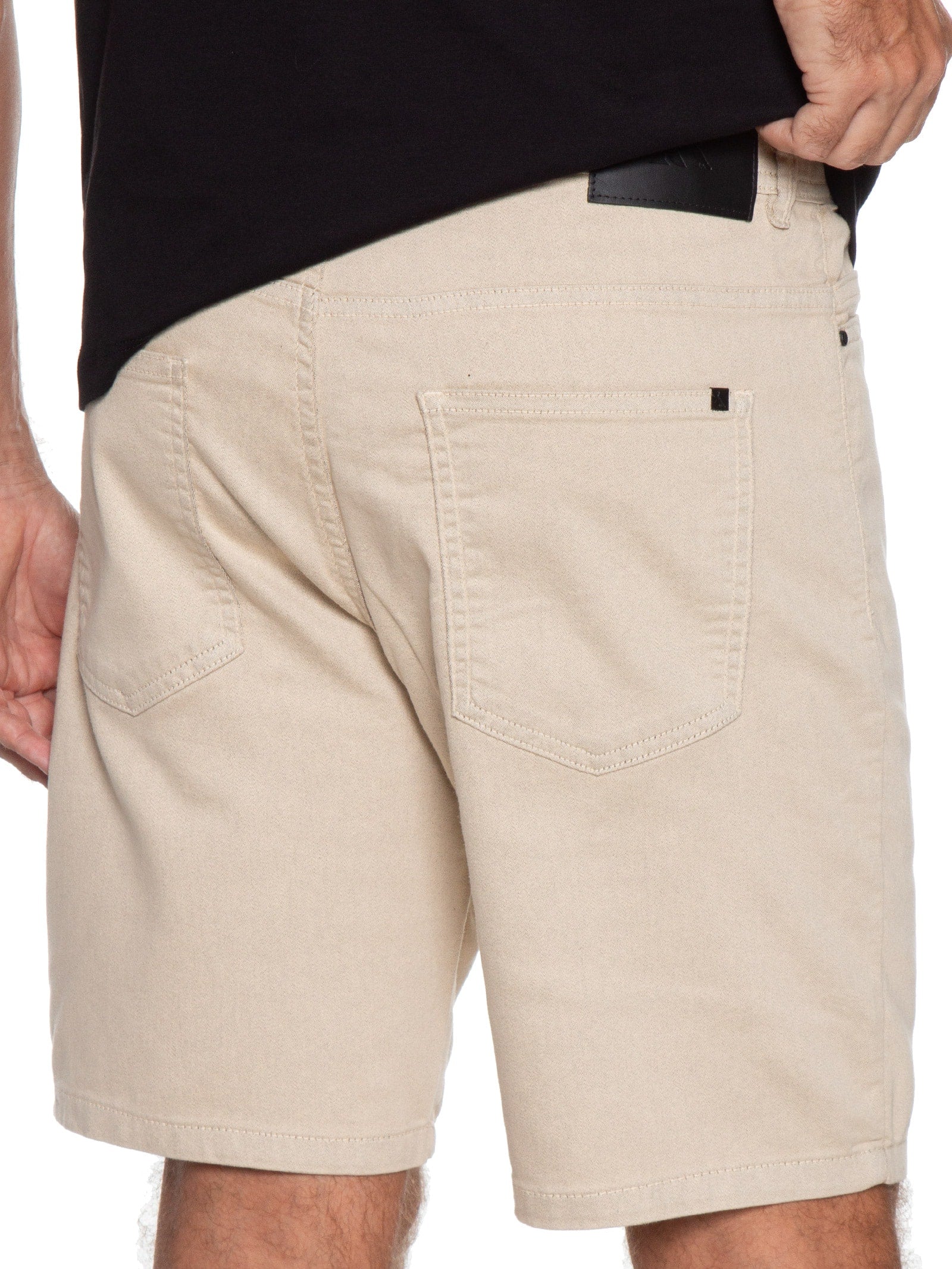 Bermuda Masculina Color Chino Curta Sarja Reat - Bege - Imagem 5